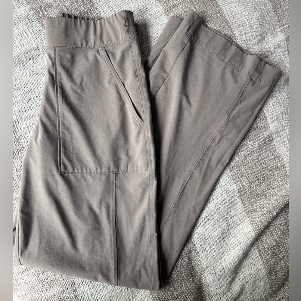 Athleta Women’s Wide Leg Chelsea Pant